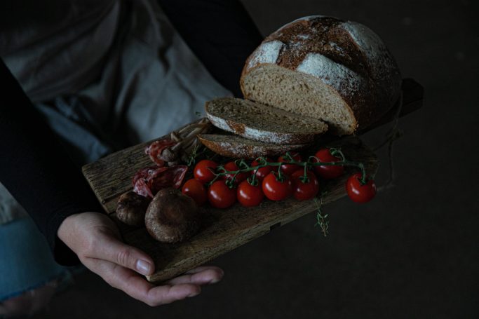 dark-photography-borrelplank-the-delicious-connection