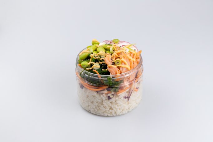 productfotografie-healthy-fridge-poké-bowl-zalm-the-delicious-connection
